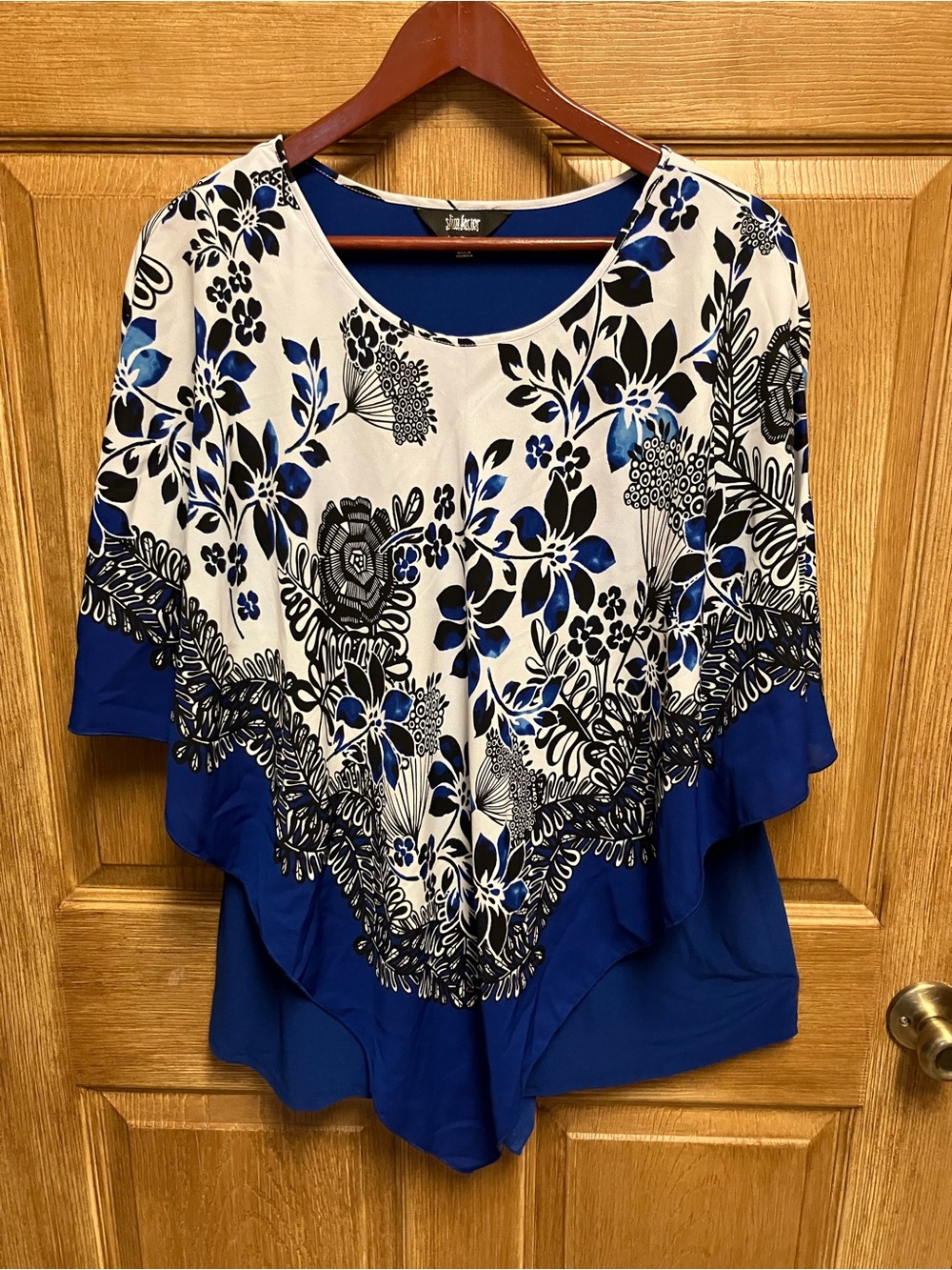 Investments Blue and White Layered Floral Scoop-Neck Tunic
